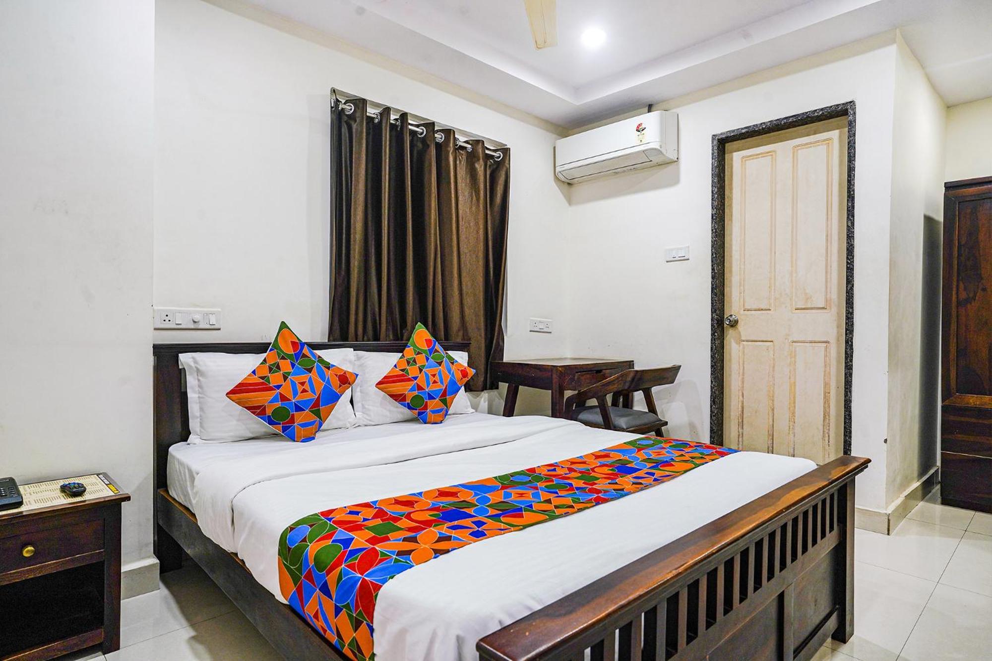 Fabhotel Hamsa The Right Choice - Nr Lanco Hills, Manikonda Хидерабад Екстериор снимка