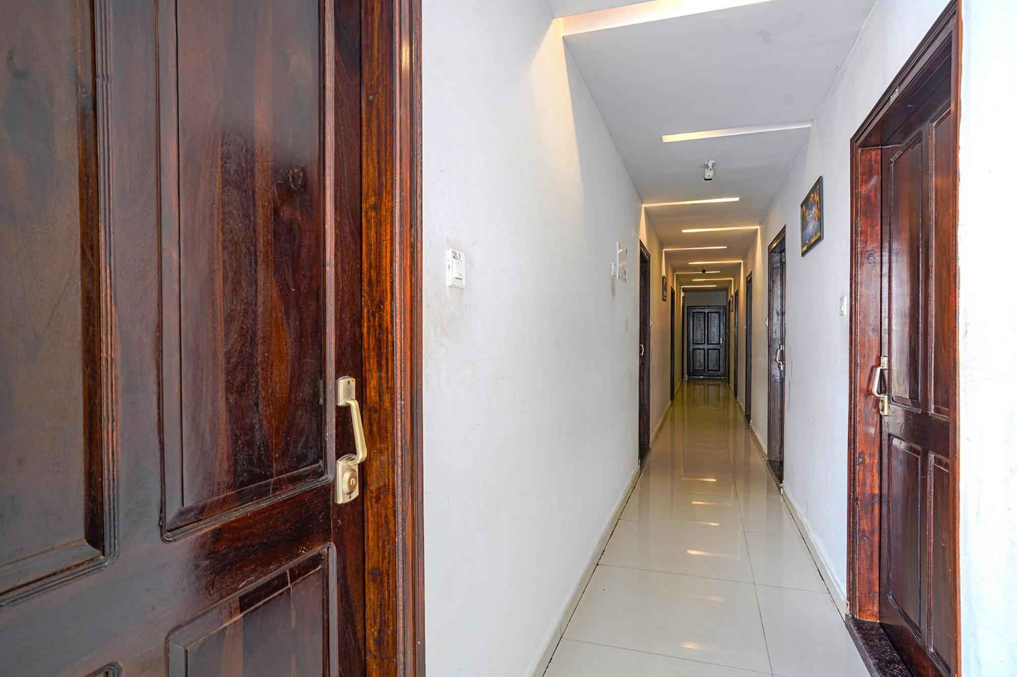 Fabhotel Hamsa The Right Choice - Nr Lanco Hills, Manikonda Хидерабад Екстериор снимка